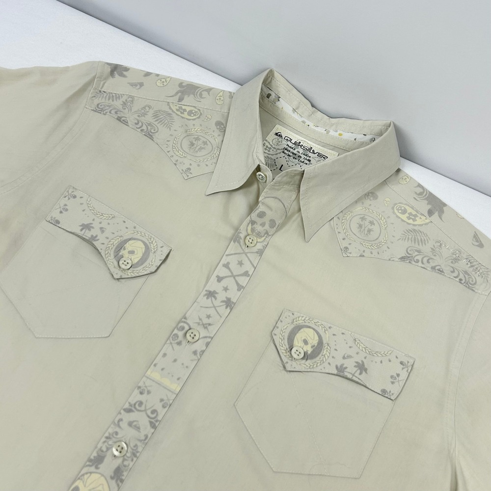 Quiksilver Mens Western Shirt Beige Graphic Skulls Long Sleeve Button Down Large